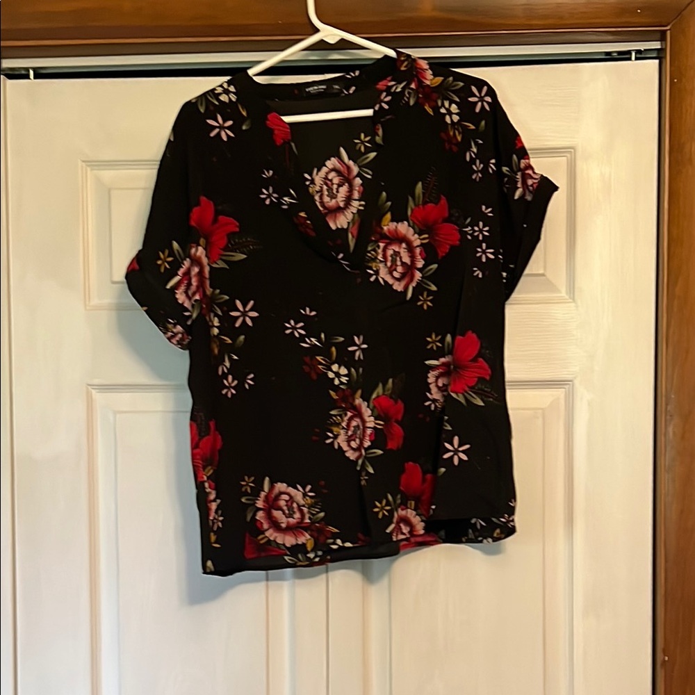 SHEIN Black Floral Blouse